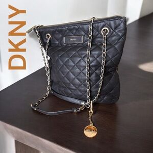 DKNY-Black Quilted Leather “Nappa” Shoulder/Crossbody Bag Double Gold Chain EUC!